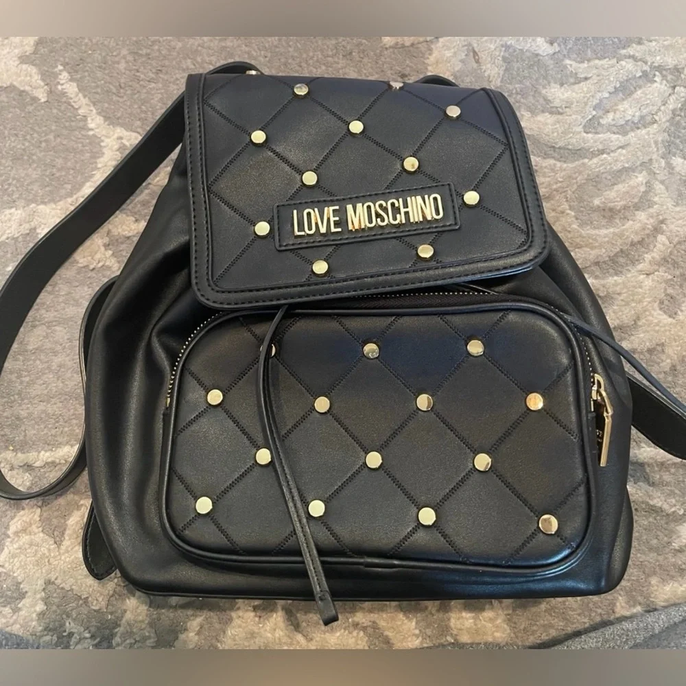NWOT Love Moschino Black and Gold Leather Quilted Backpack - Picture 14 of 15